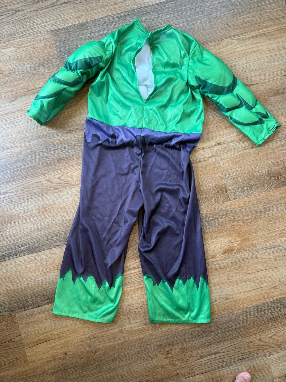 Green Muscular Hulk Kids Costume with Cape and Mask Size 2T-3T - Picture 2 of 4